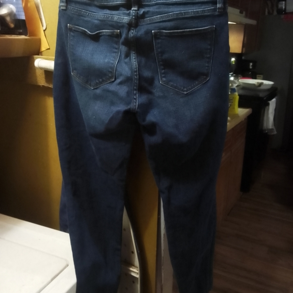 Dark Blue Denim Gap Jeans Size 29 Weist /25" Inseam